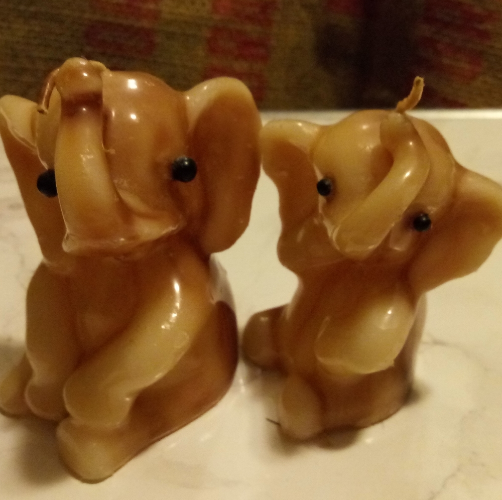 Vintage elephant candles